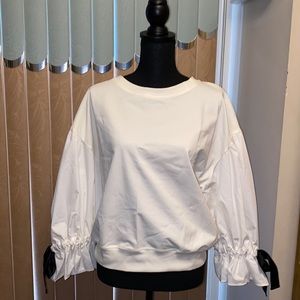 Casual shortsleeved sweater